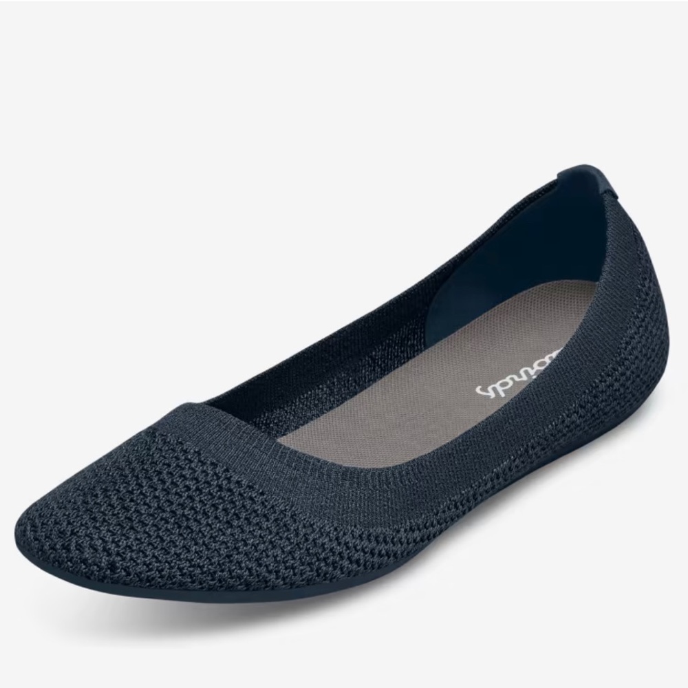 Women’s Allbirds Tree Breezers ballet flats in Navy Night. Size 6.